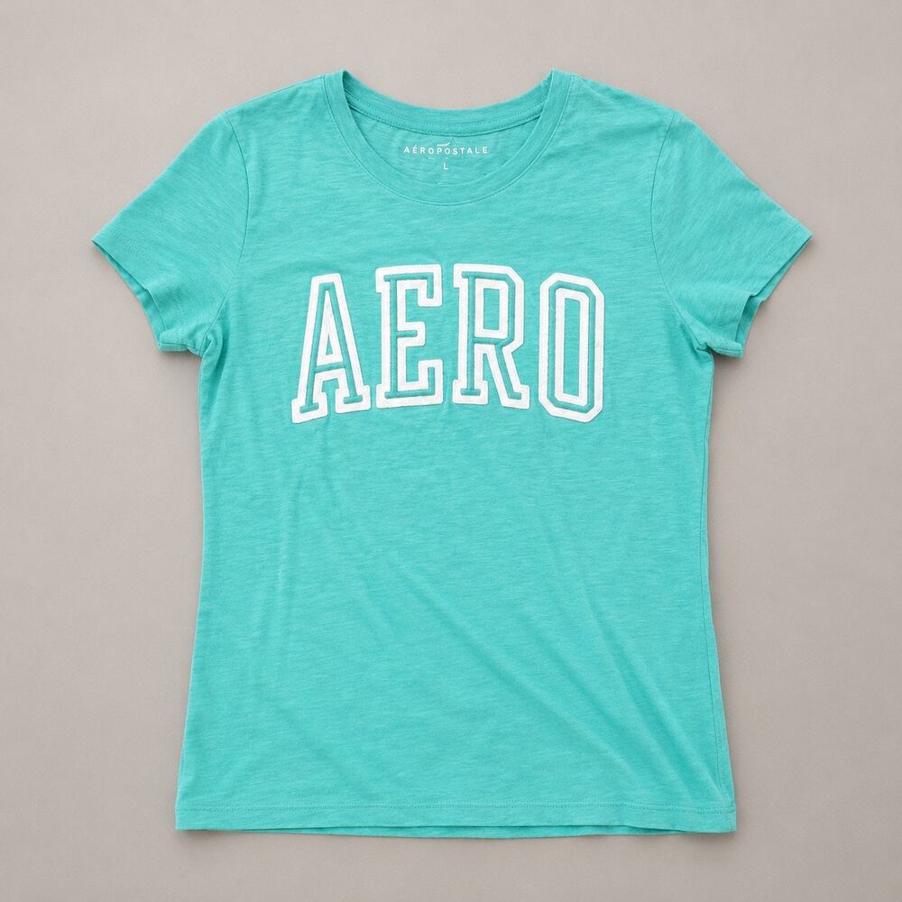 Classic AERO Aeropostale T-shirt Women L Short Sleeved